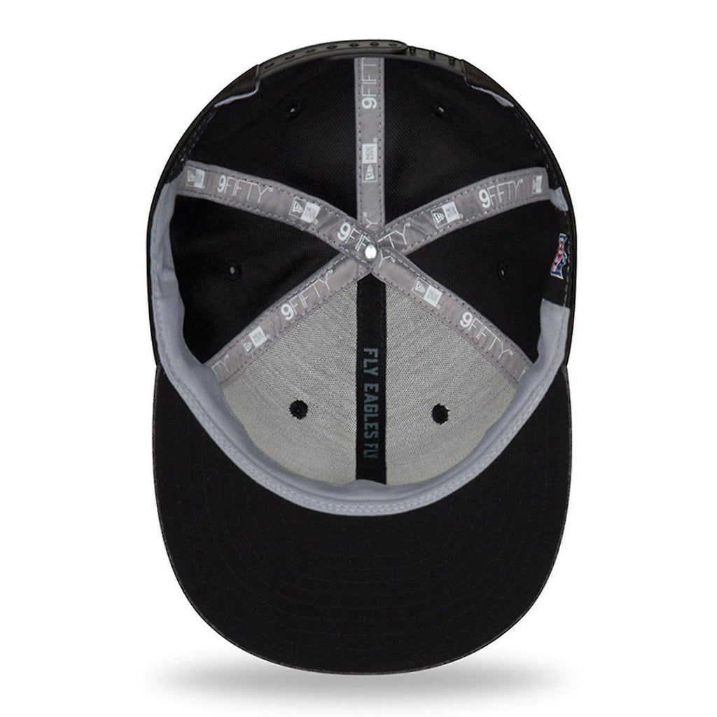 Black Snapback Cap W3043