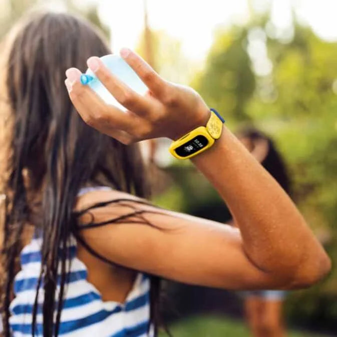Minions Yellow Activity Tracker D59872