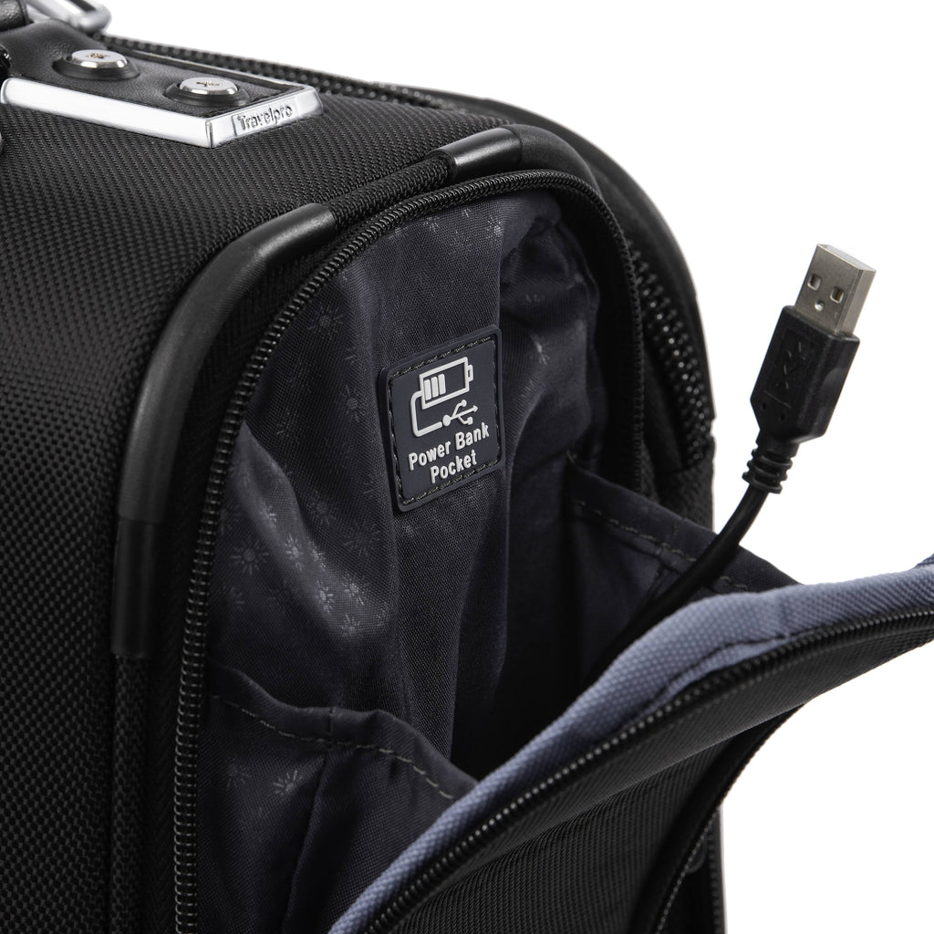 Regional Carry on Rollaboard Shadow Black G618
